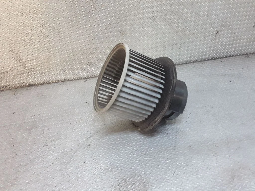 Heater fan/blower – Renault Koleos I (2008-2016)