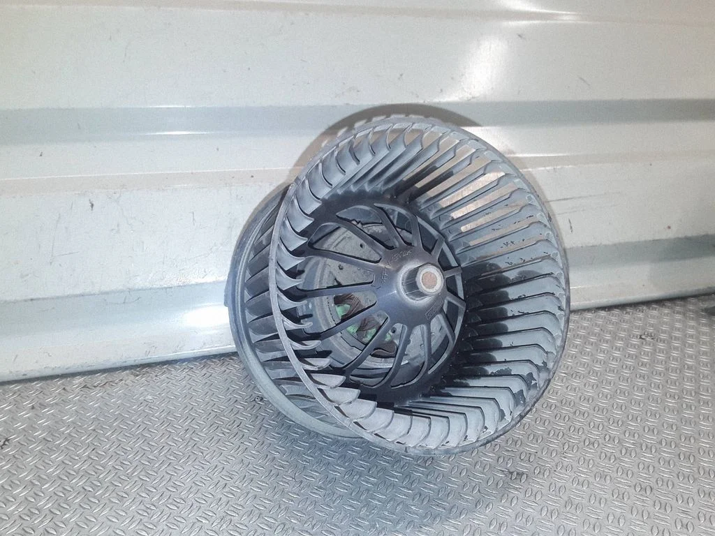 Heater fan/blower – Ford Mondeo MK IV (2007-2014)