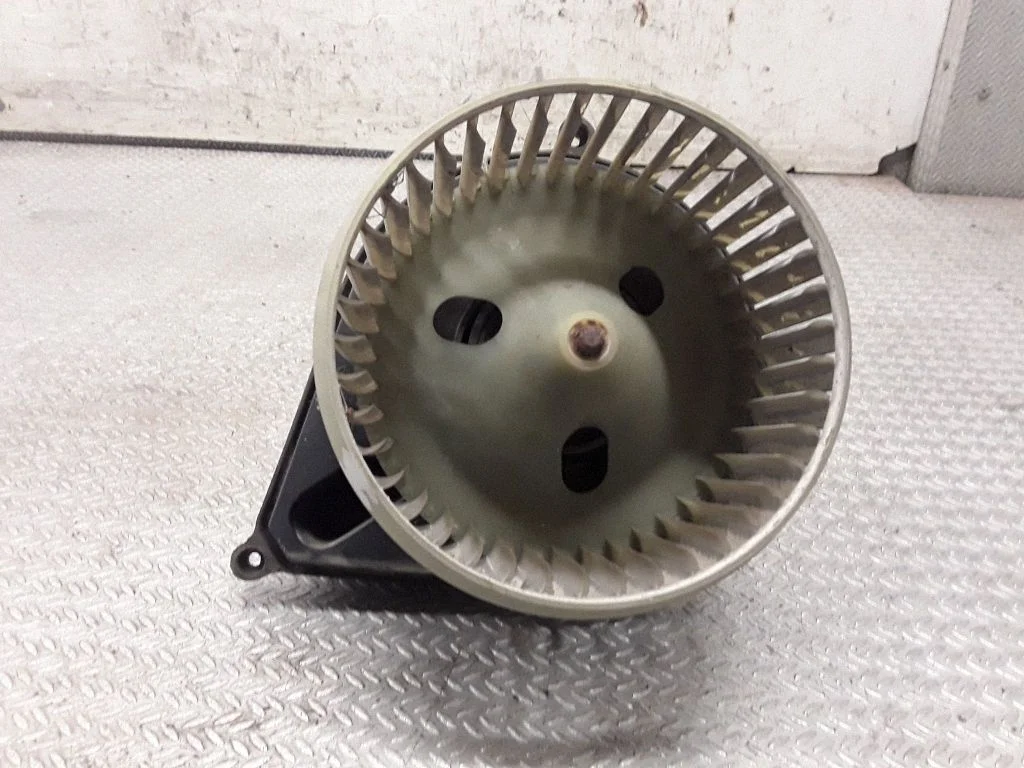 Krāsniņas ventilators/pūtējs