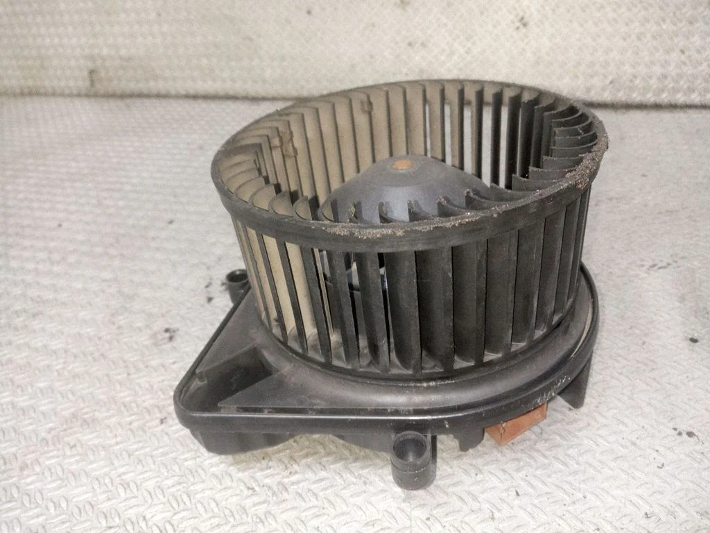 Dmuchawa nawiewu – Audi A4 S4 B6 8E 8H (2001-2005)