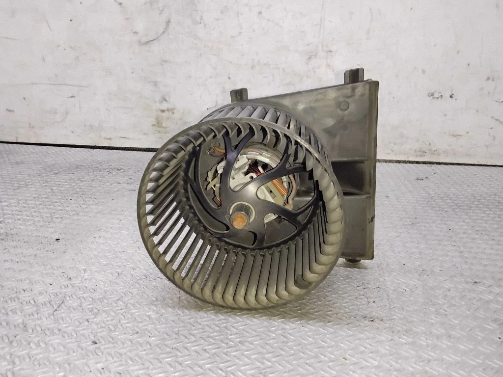 Heater fan/blower – Volkswagen Golf IV (1998-2005)