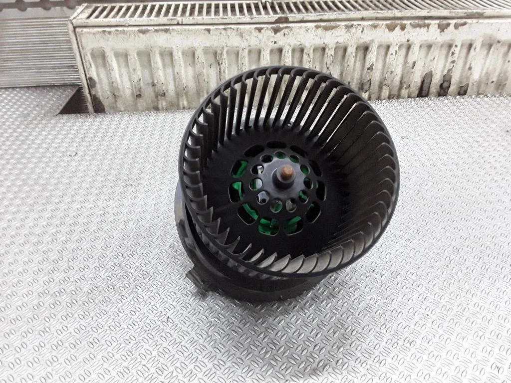 Heater fan/blower – Toyota Aygo AB10 (2005-2014)