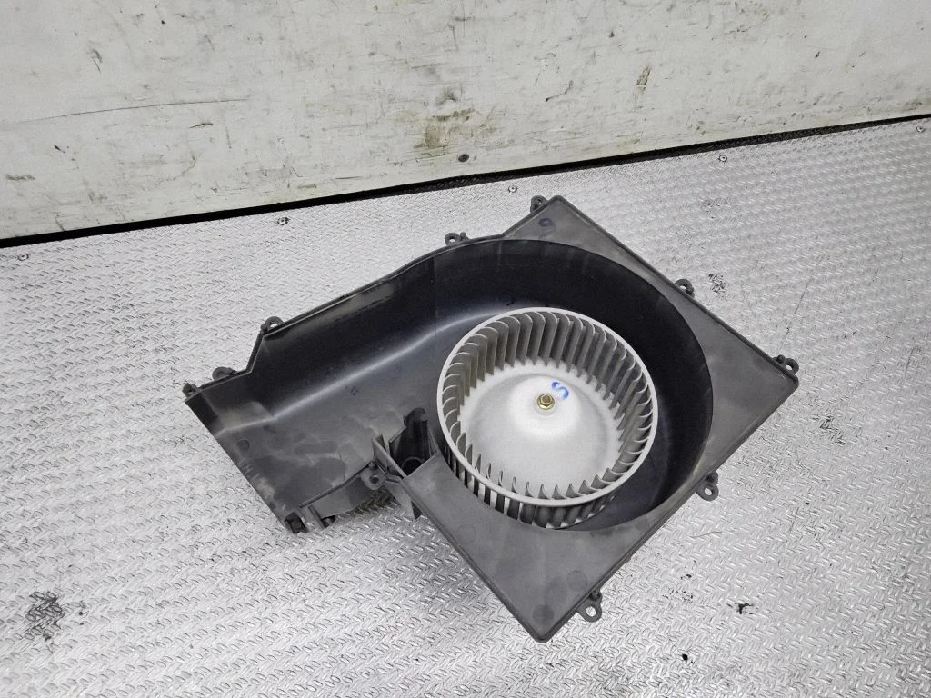 Heater fan/blower – Nissan Primera (2002-2007)