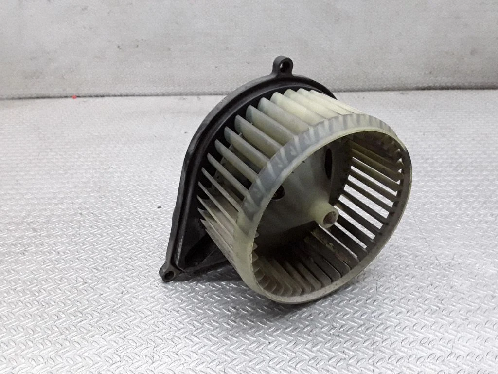 Krāsniņas ventilators/pūtējs