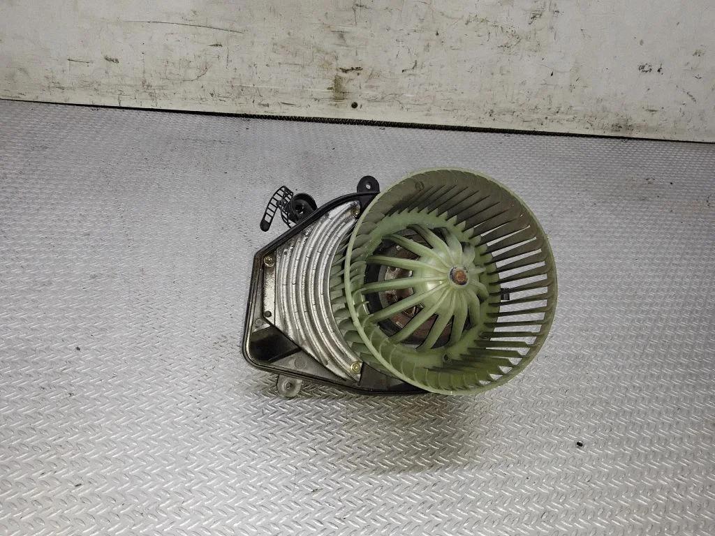 Heater fan/blower – Volkswagen Passat B5.5 (2001-2005)