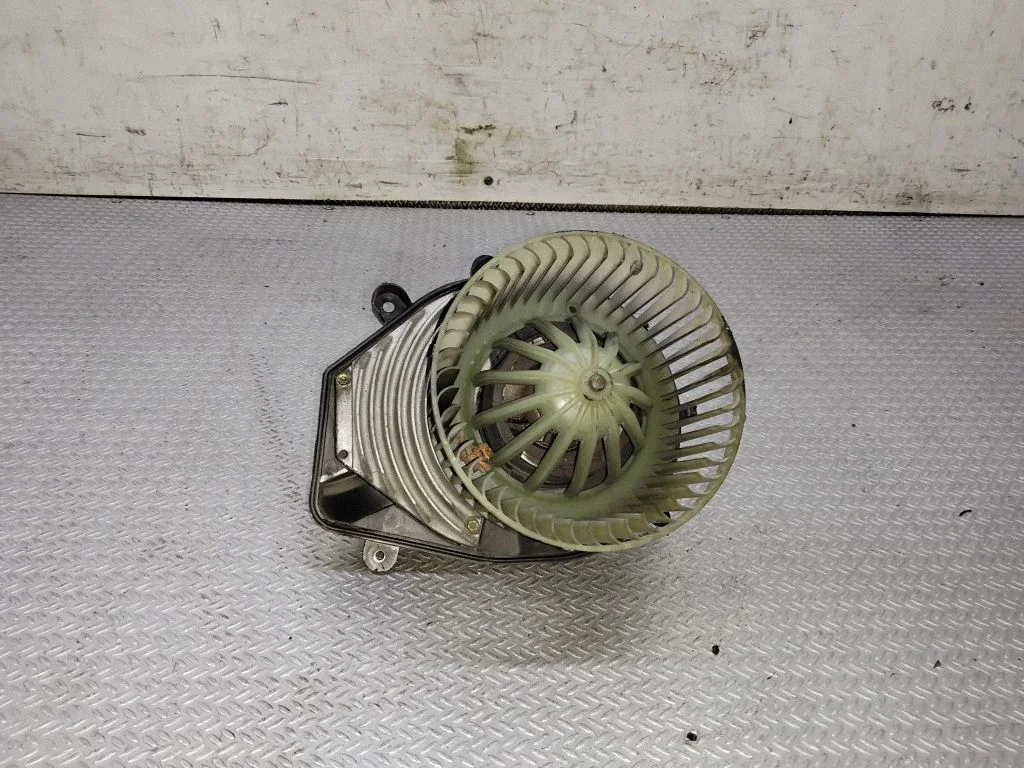 Heater fan/blower – Volkswagen Passat B5.5 (2001-2005)