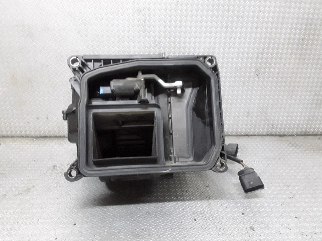 Salongipuhur – Audi A6 Allroad C5 (1999-2005)