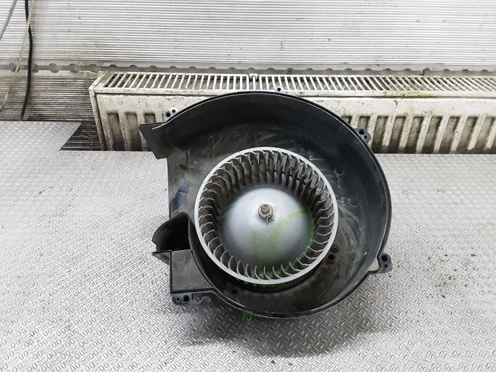 Krāsniņas ventilators/pūtējs – Opel Frontera B (1998-2004)