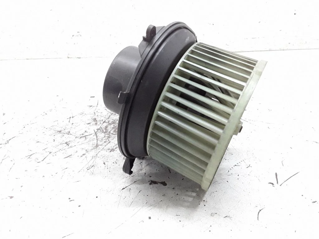 Heater fan/blower – Volkswagen Passat B5.5 (2001-2005)