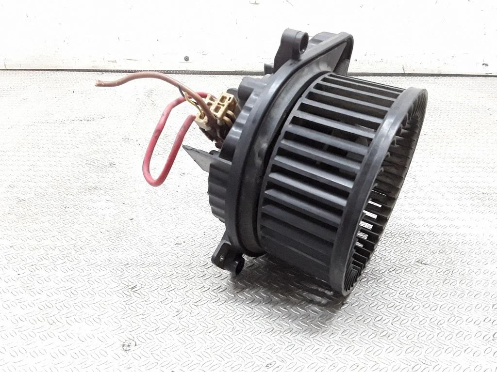 Dmuchawa nawiewu – Audi A4 S4 B7 8E 8H (2005-2008)
