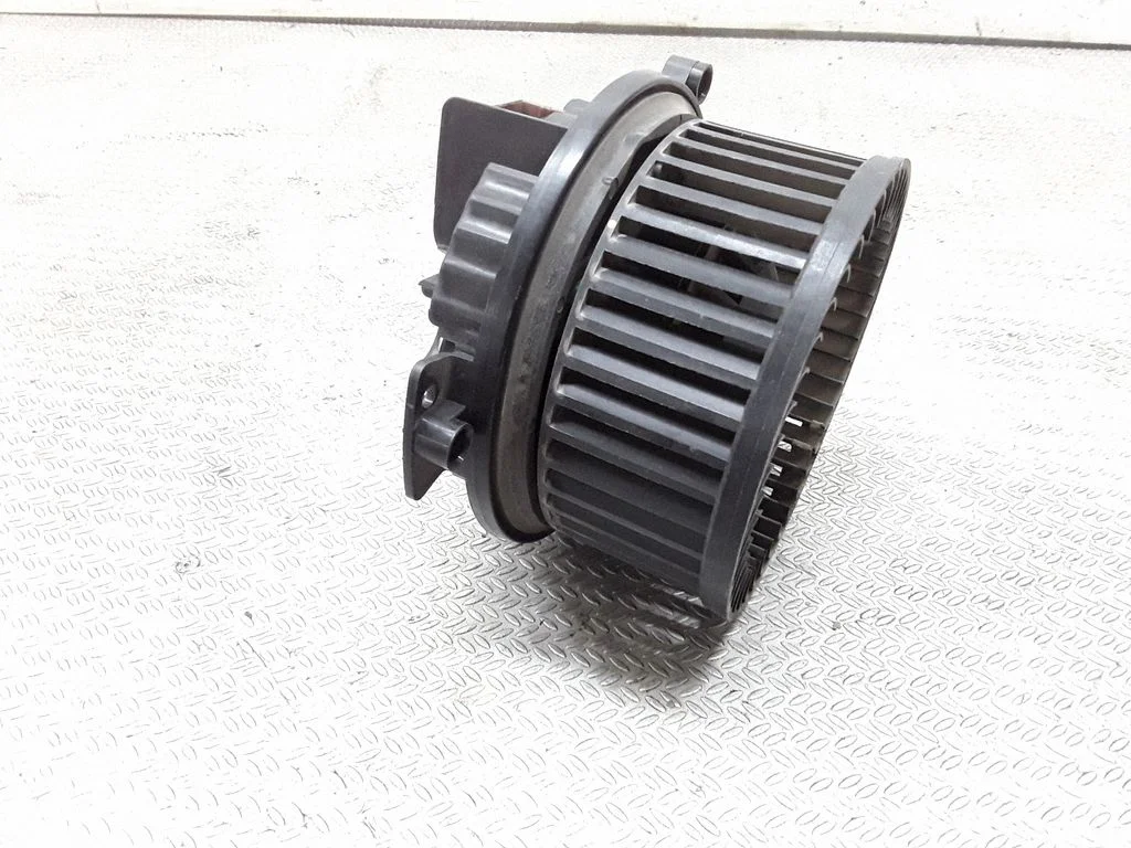 Heater fan/blower – Audi A4 S4 B6 8E 8H (2001-2005)