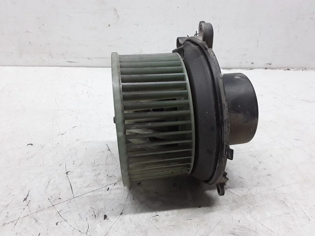 Heater fan/blower – Volkswagen Passat B5 (1997-2000)