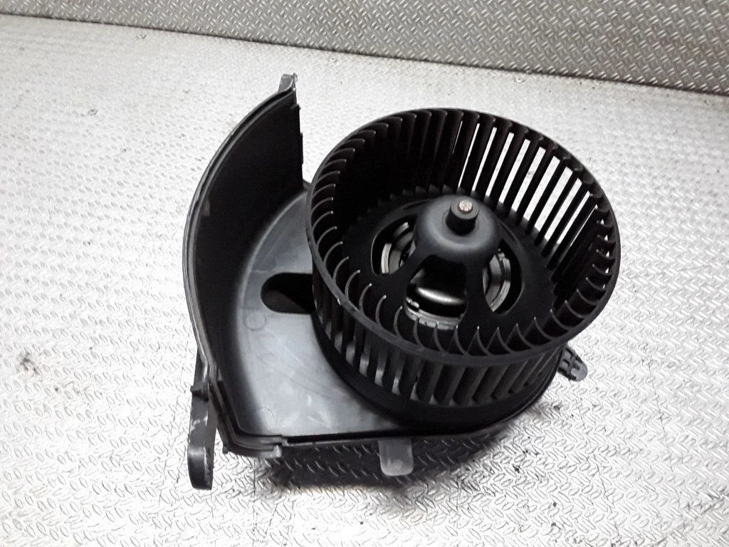 Heater fan/blower F666583V