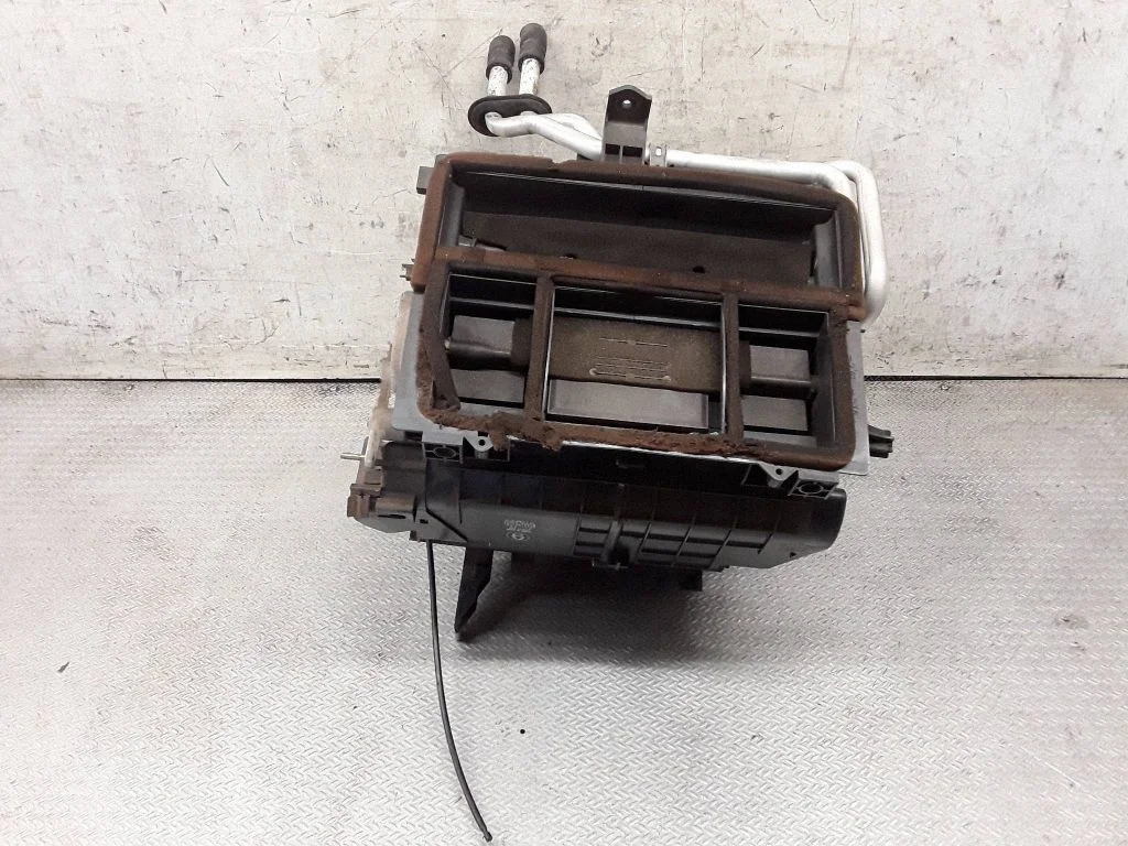 Salongi kütte- ja kliimaploki komplekt 4431005743 – Toyota Celica T230 (1999-2006)