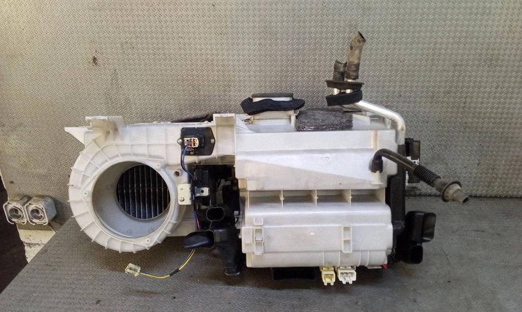 Interior heater climate box assembly – Mitsubishi Lancer Evolution X (2008-2014)