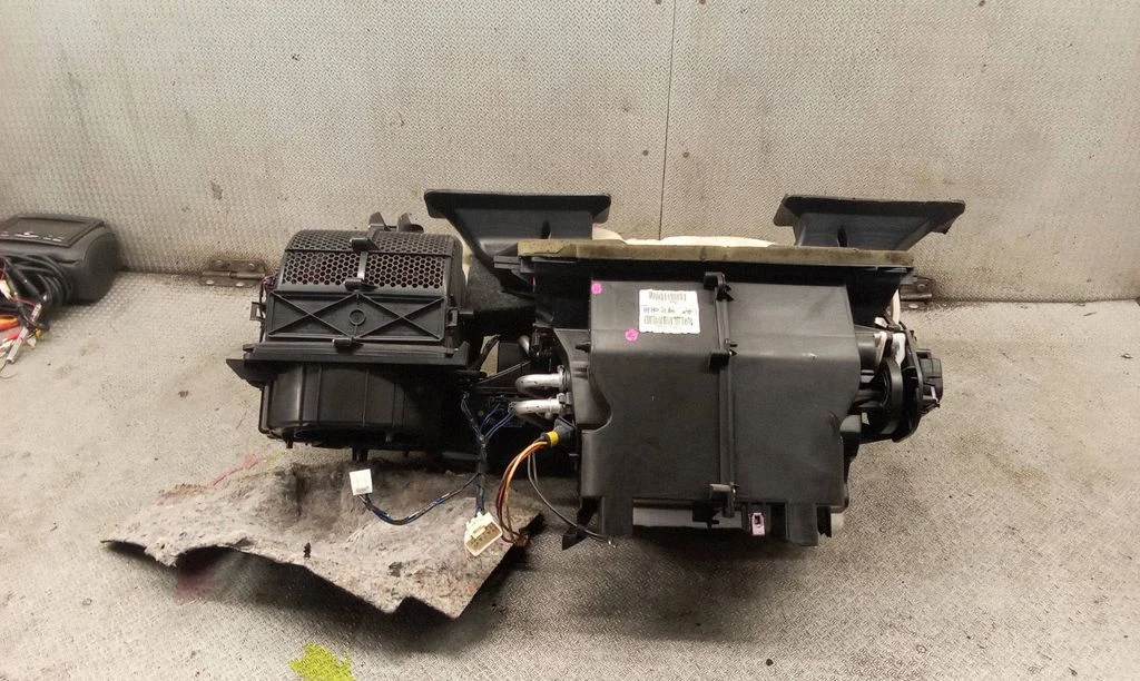 Interior heater climate box assembly 55111265AE