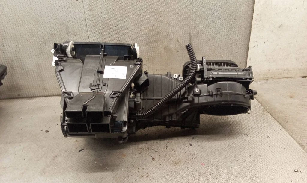 Interior heater climate box assembly – Skoda Superb B6 (3T) (2008-2015)