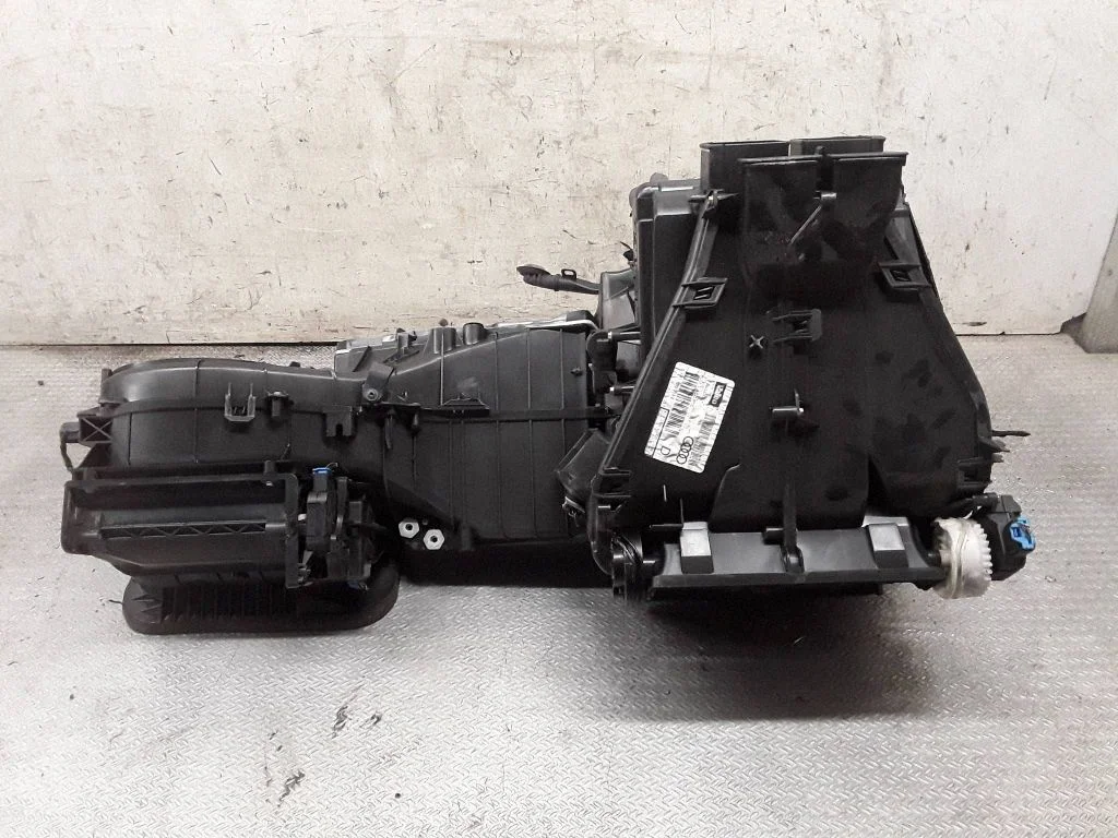 Interior heater climate box assembly – Audi A3 S3 8P (2003-2012)