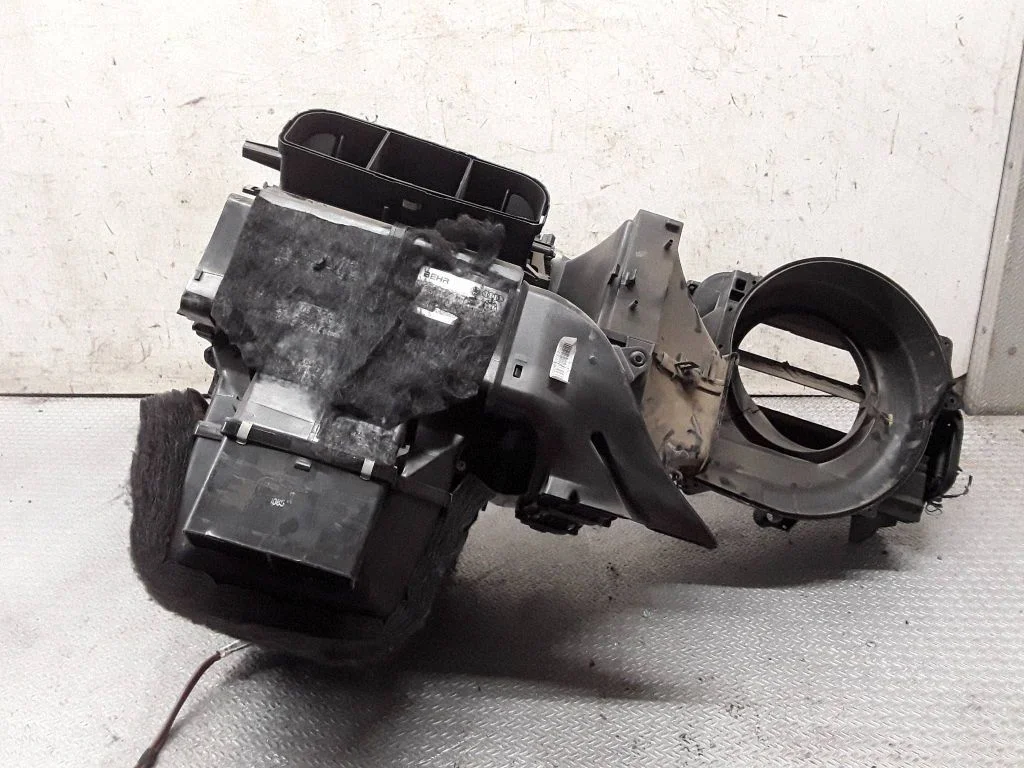 Salona klimata mezgla komplekts 5JB820001J – Skoda Rapid (NH) (2012-2019)