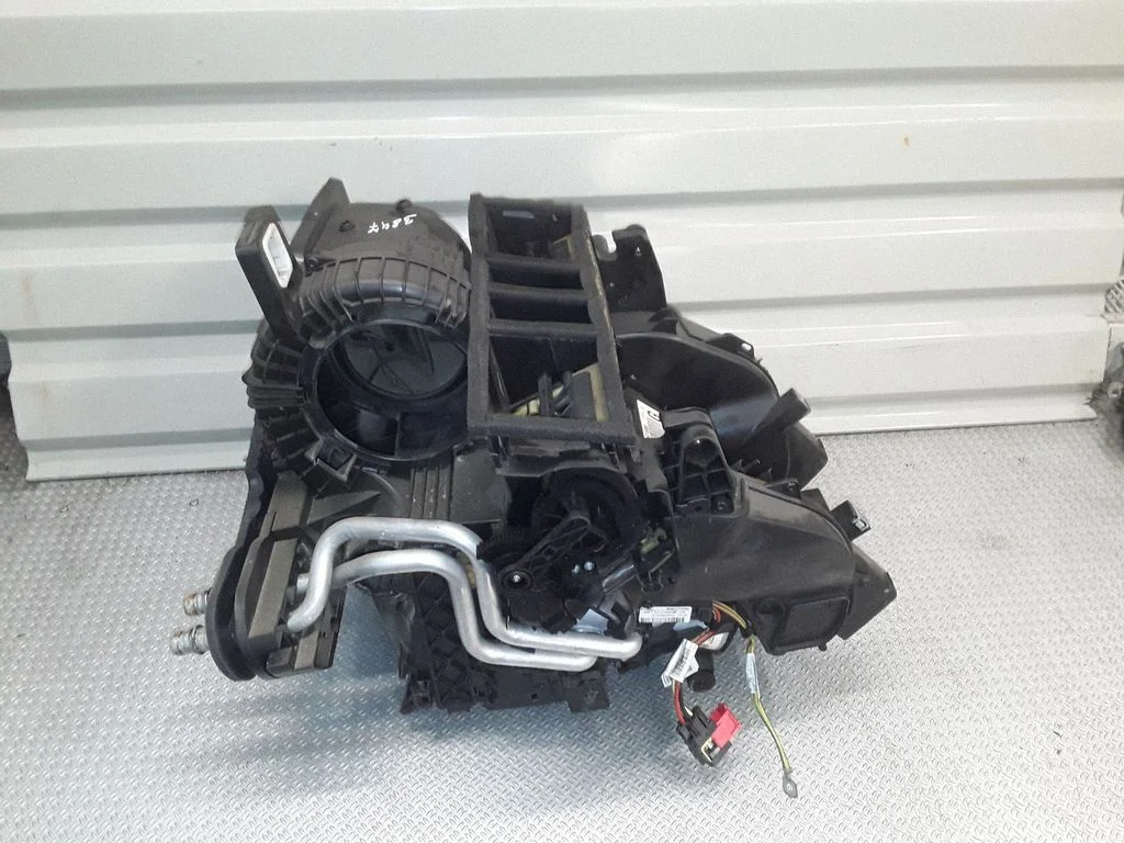 Obudowa nagrzewnicy – komplet – Citroen C5 (2008-2016)