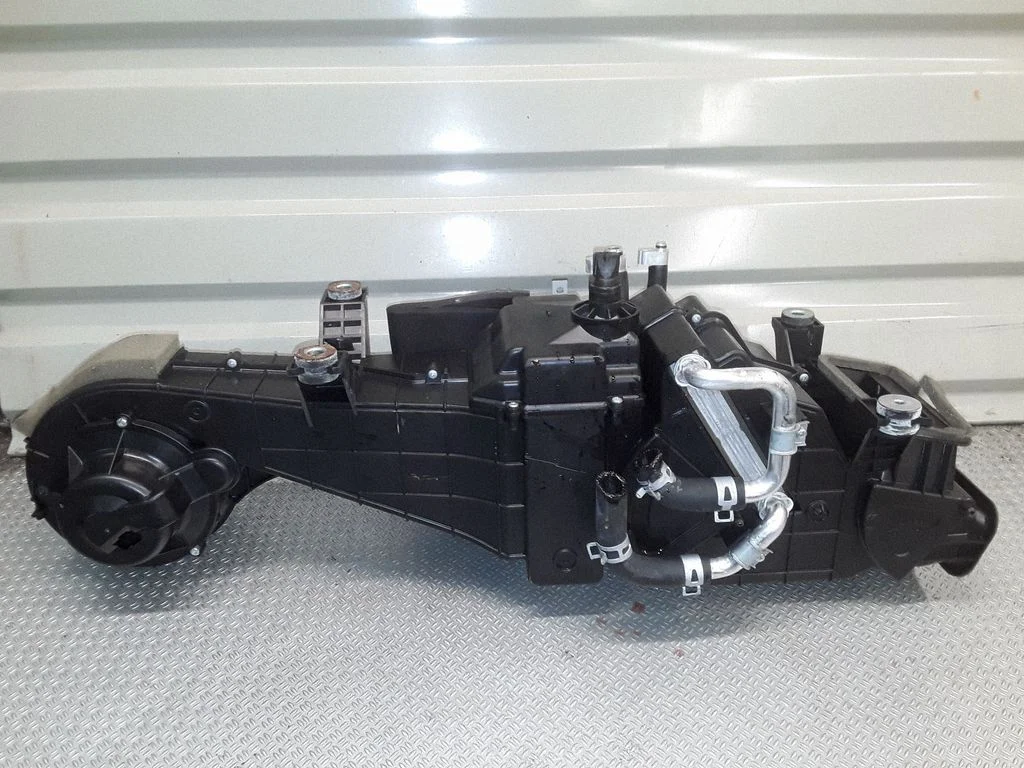 Obudowa nagrzewnicy – komplet – Honda Pilot I (2002-2008)