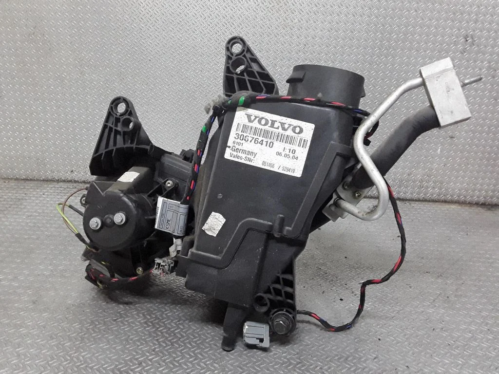 Salona klimata mezgla komplekts – Volvo XC90 (2003-2006)
