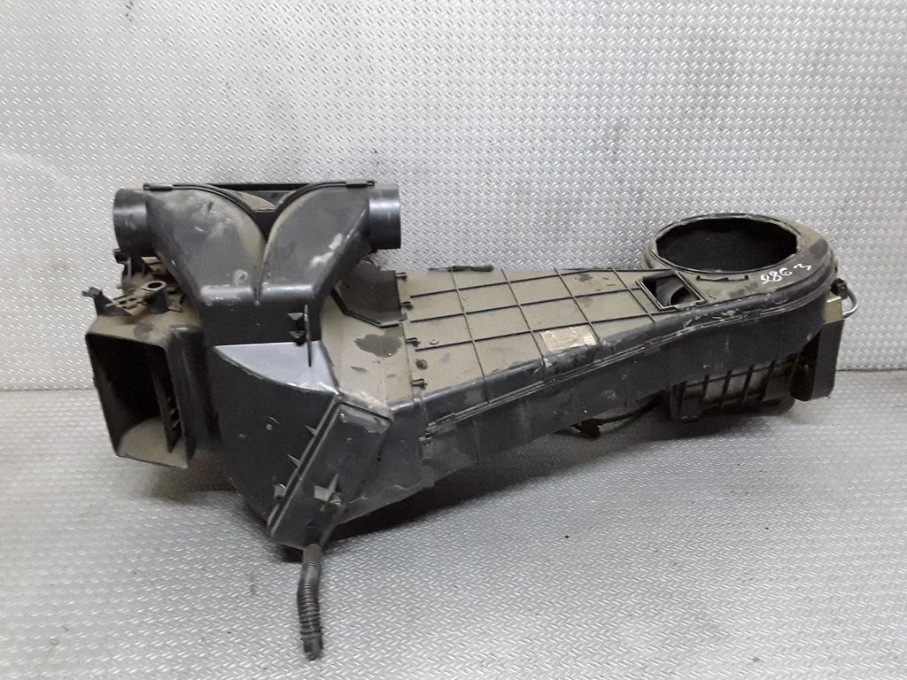 Interior heater climate box assembly 701819005R