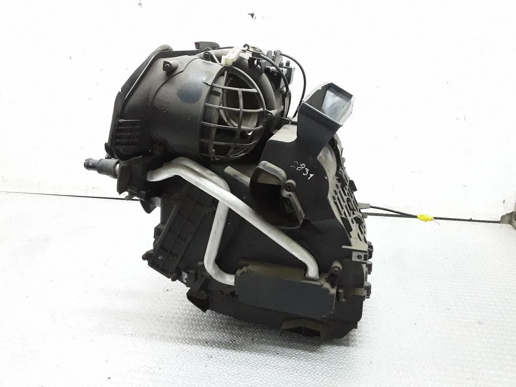Salongi kütte- ja kliimaploki komplekt – Ford Fiesta (2006-2008)