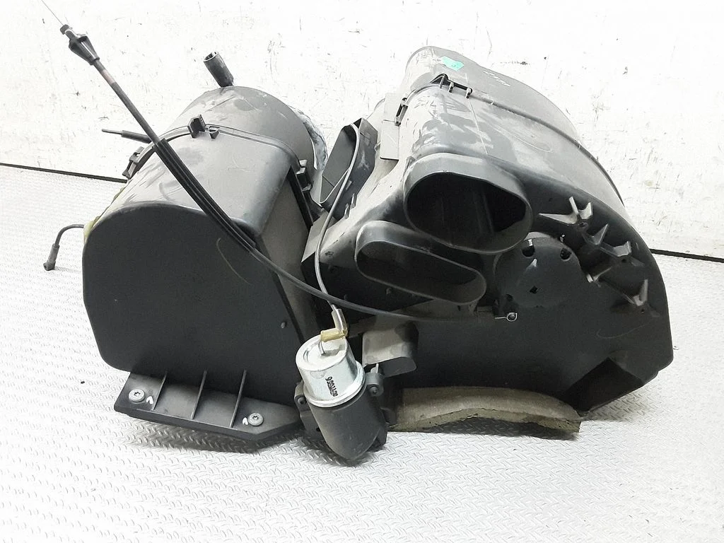 Salongi kütte- ja kliimaploki komplekt – Ford Transit - Tourneo Connect (2009-2013)
