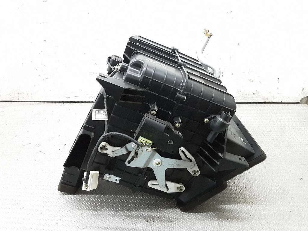 Salona klimata mezgla komplekts – KIA Sorento (2002-2009)