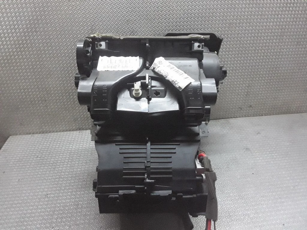 Salona klimata mezgla komplekts – Ford S-MAX (2006-2015)