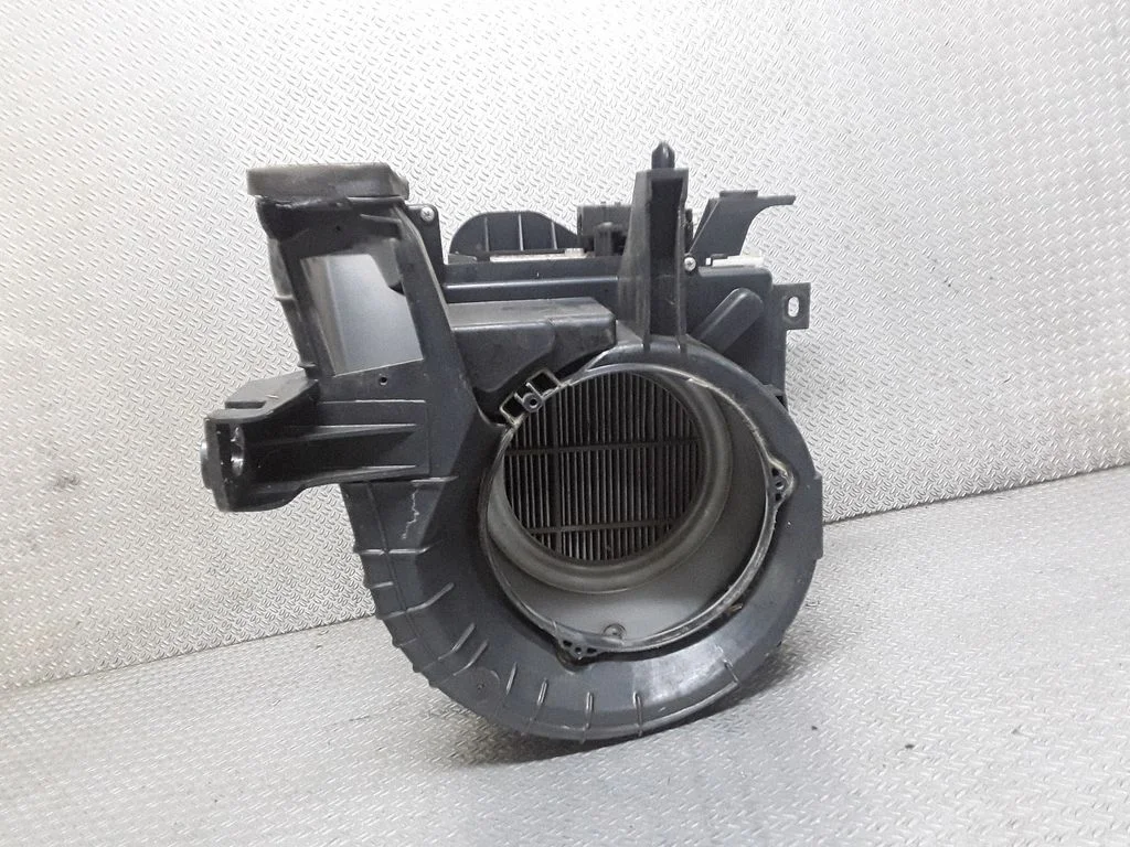 Obudowa nagrzewnicy – komplet – Toyota RAV 4 (XA20) (2000-2005)