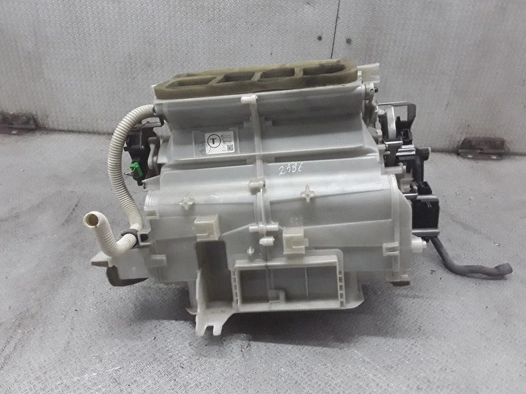 Obudowa nagrzewnicy – komplet – Subaru Legacy (2007-2009)