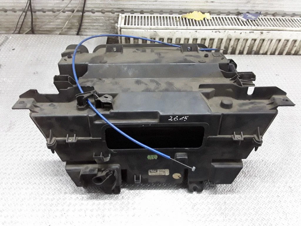 Obudowa nagrzewnicy – komplet – Mercedes-Benz Sprinter W901 W902 W903 W904 (1995-2007)