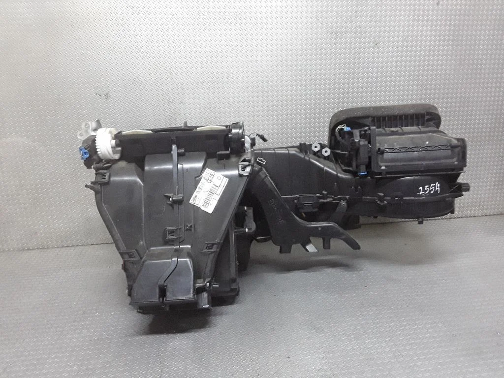 Salongi kütte- ja kliimaploki komplekt – Audi A3 S3 8P (2003-2012)