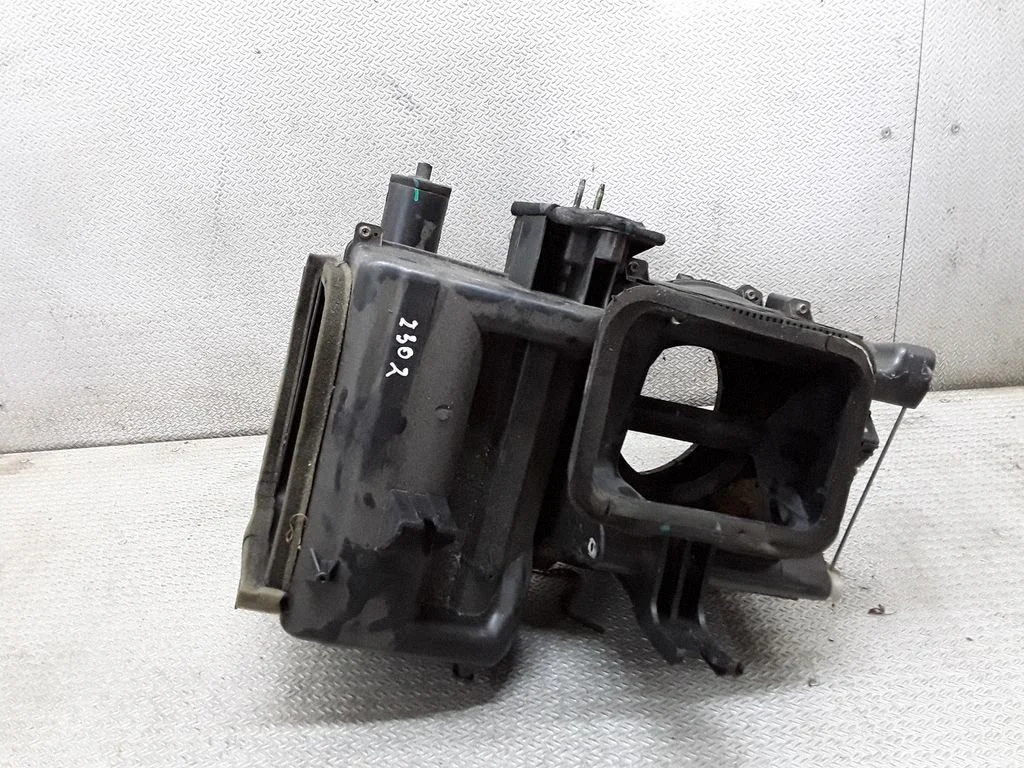 Obudowa nagrzewnicy – komplet 6810008410 – SsangYong Rexton I (2001-2017)