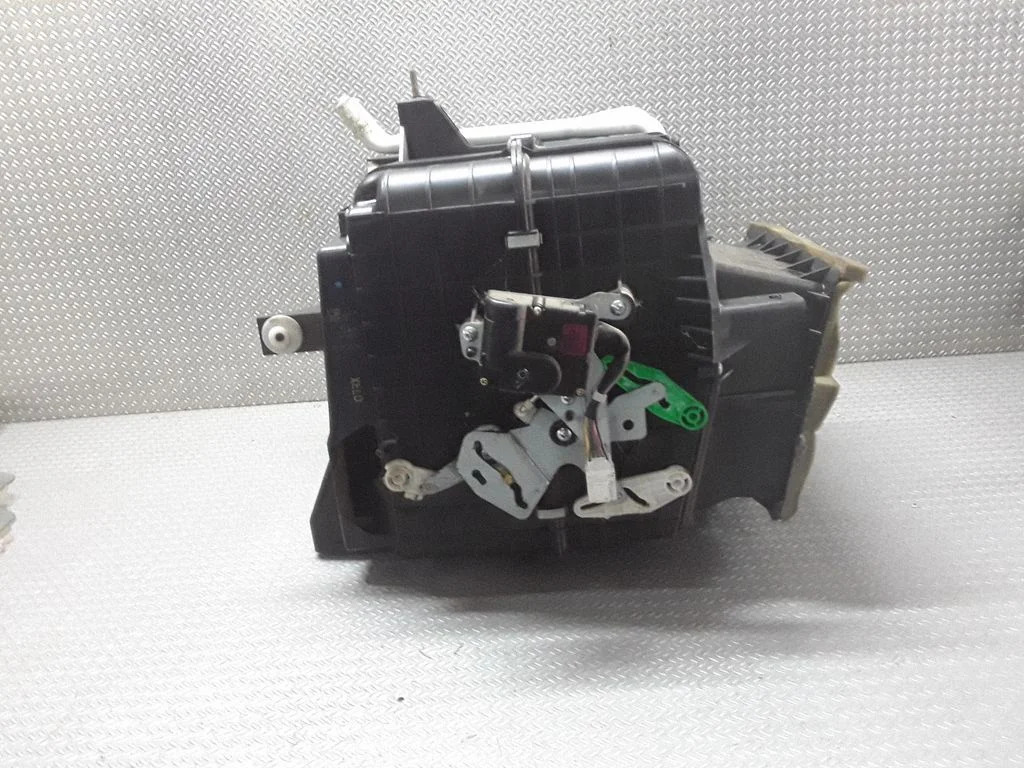 Interior heater climate box assembly