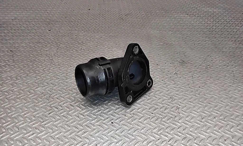Mootori jahutusvedeliku toru / voolik – BMW 3-seeria E46 (1998-2005)