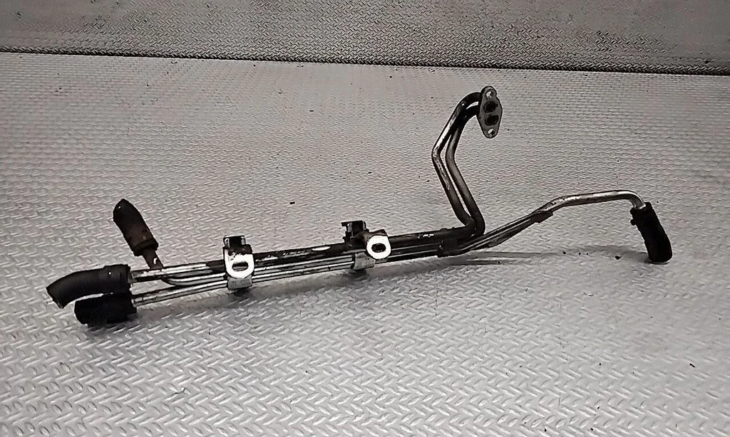 Motora dzesēšanas caurule (-es)/šļūtene (-es) 03F121497B – Skoda Rapid (NH) (2012-2019)