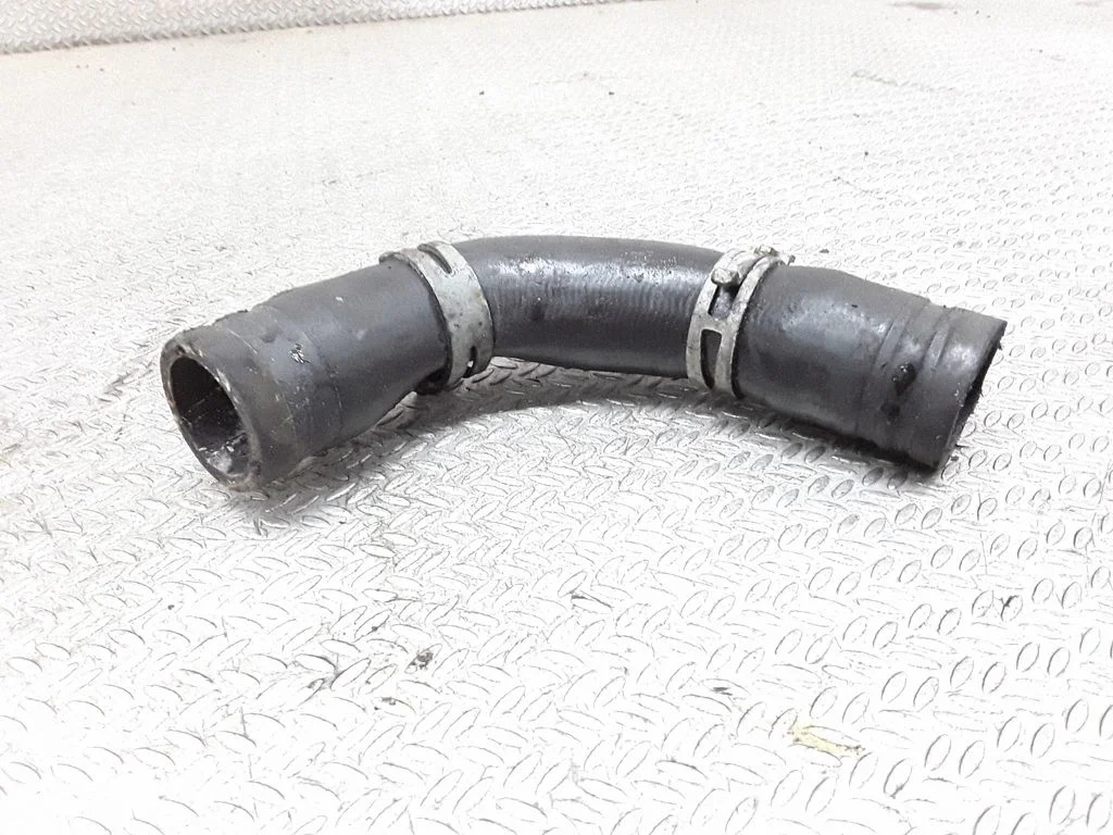 Engine coolant pipe/hose – Mitsubishi Colt CZ3 (2006-2009)
