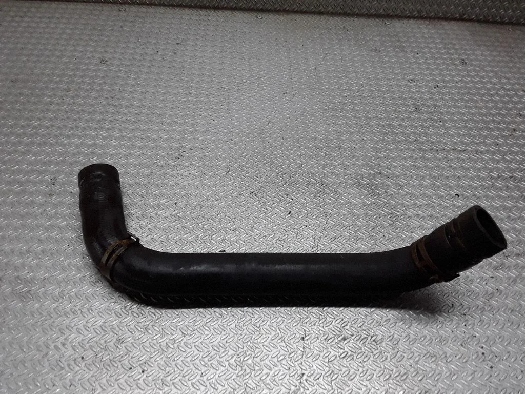 Engine coolant pipe/hose – Mitsubishi Colt CZ3 (2006-2009)