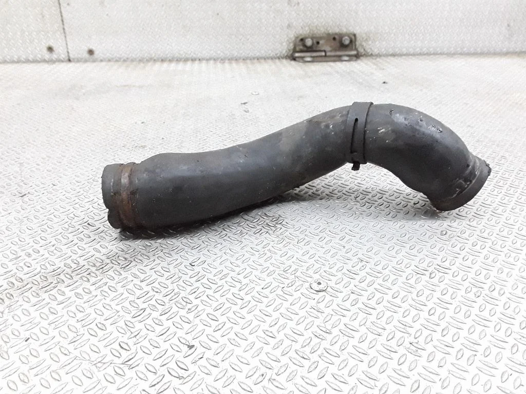 Engine coolant pipe/hose GM13117573