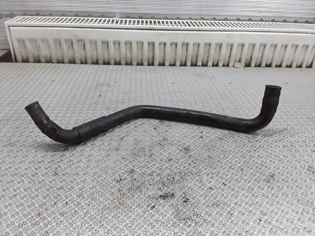 Engine coolant pipe/hose – Mazda 5 (2005-2010)