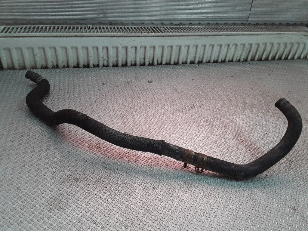 Engine coolant pipe/hose – Ford Maverick (2001-2007)
