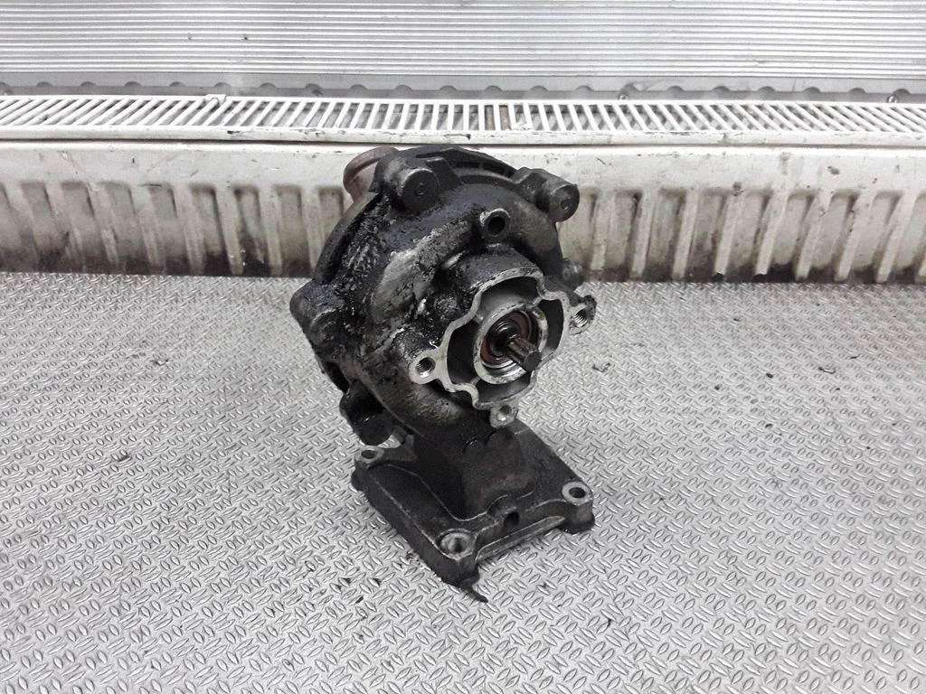 Water pump – Ford Mondeo Mk III (2000-2007)