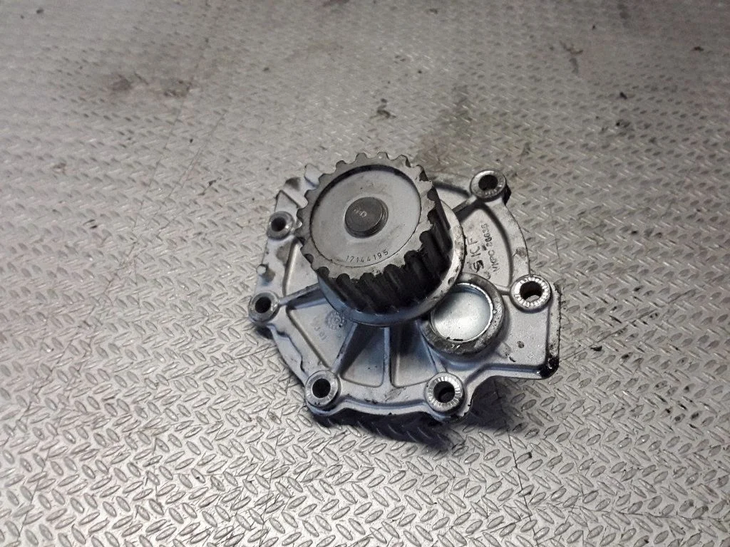 Water pump – Volvo V70 (2000-2004)