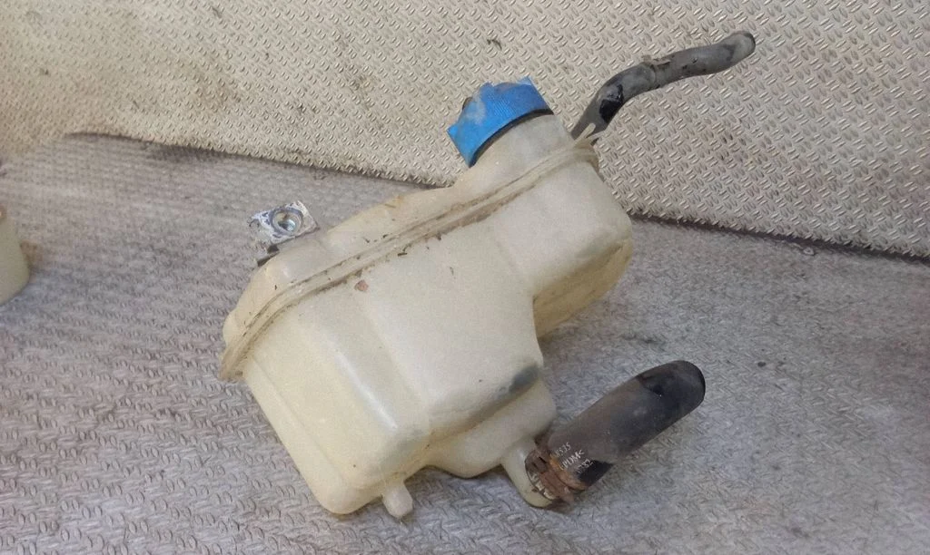 Coolant expansion tank/reservoir – Smart ForFour I (2004-2006)