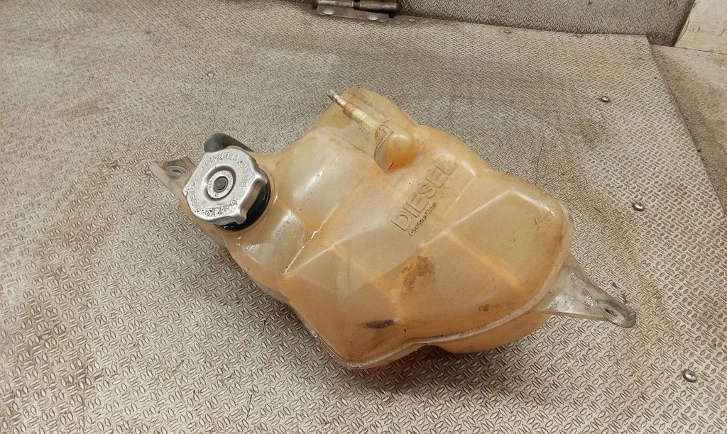 Jahutusvedeliku paisupaak – Chrysler Sebring (JS) (2006-2010)