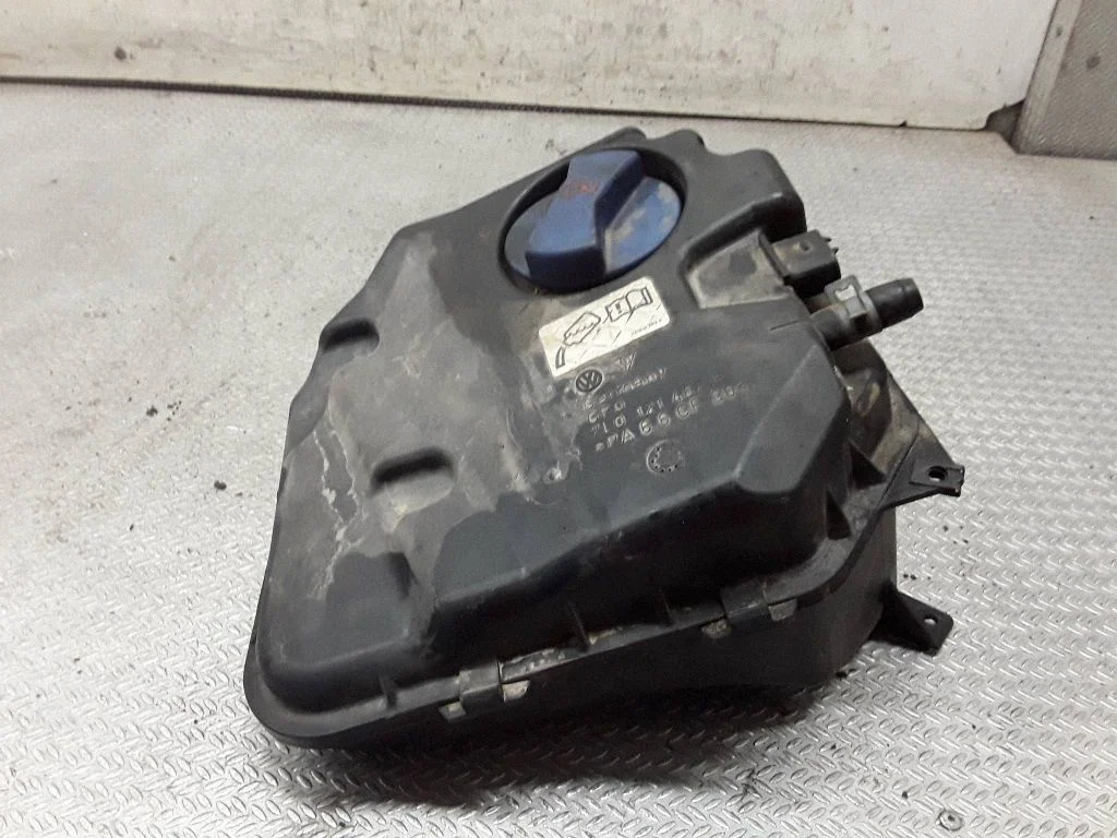 Coolant expansion tank/reservoir 7L0121407E