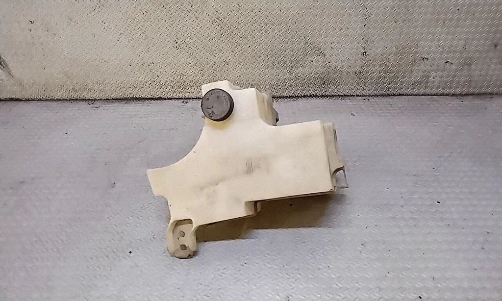 Coolant expansion tank/reservoir – Nissan Murano Z50 (2002-2008)